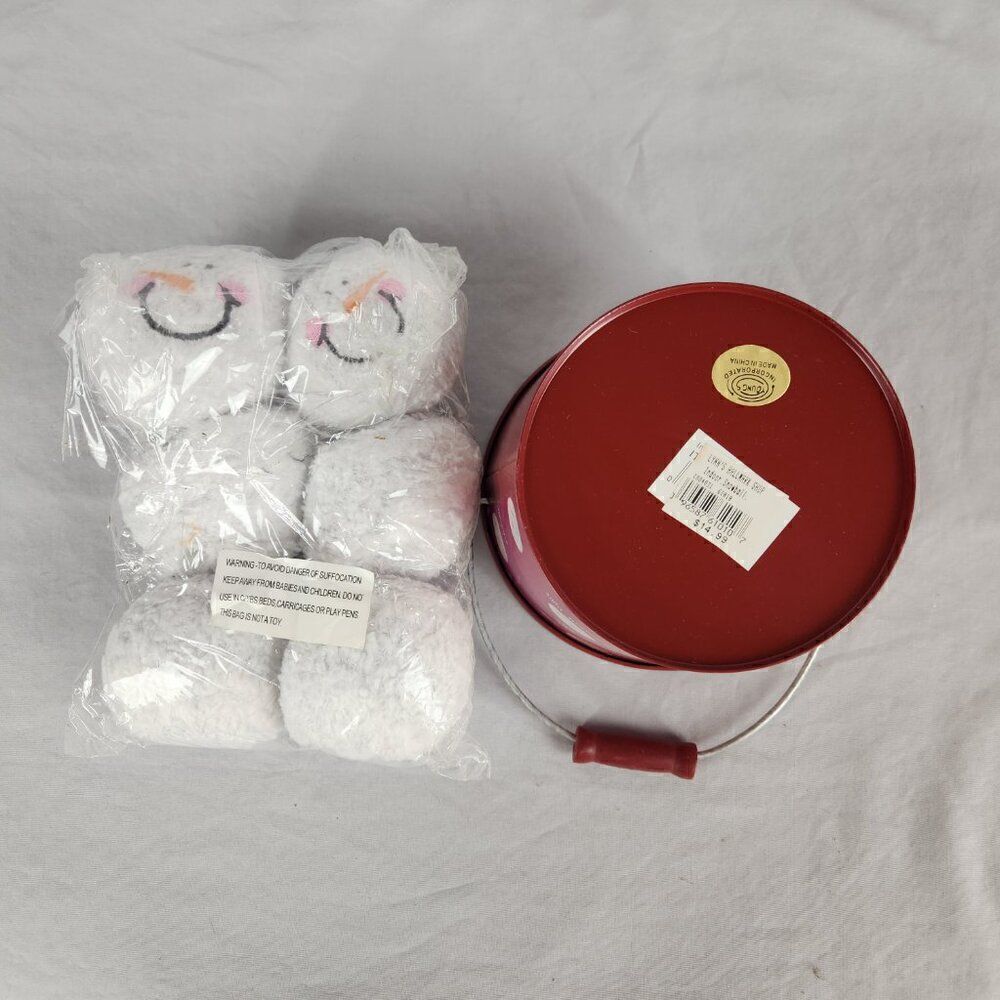 2 Indoor Snowball Fight Balls Buckets Hallmark Red Black 6 Soft Snowballs Each - Picture 9 of 11